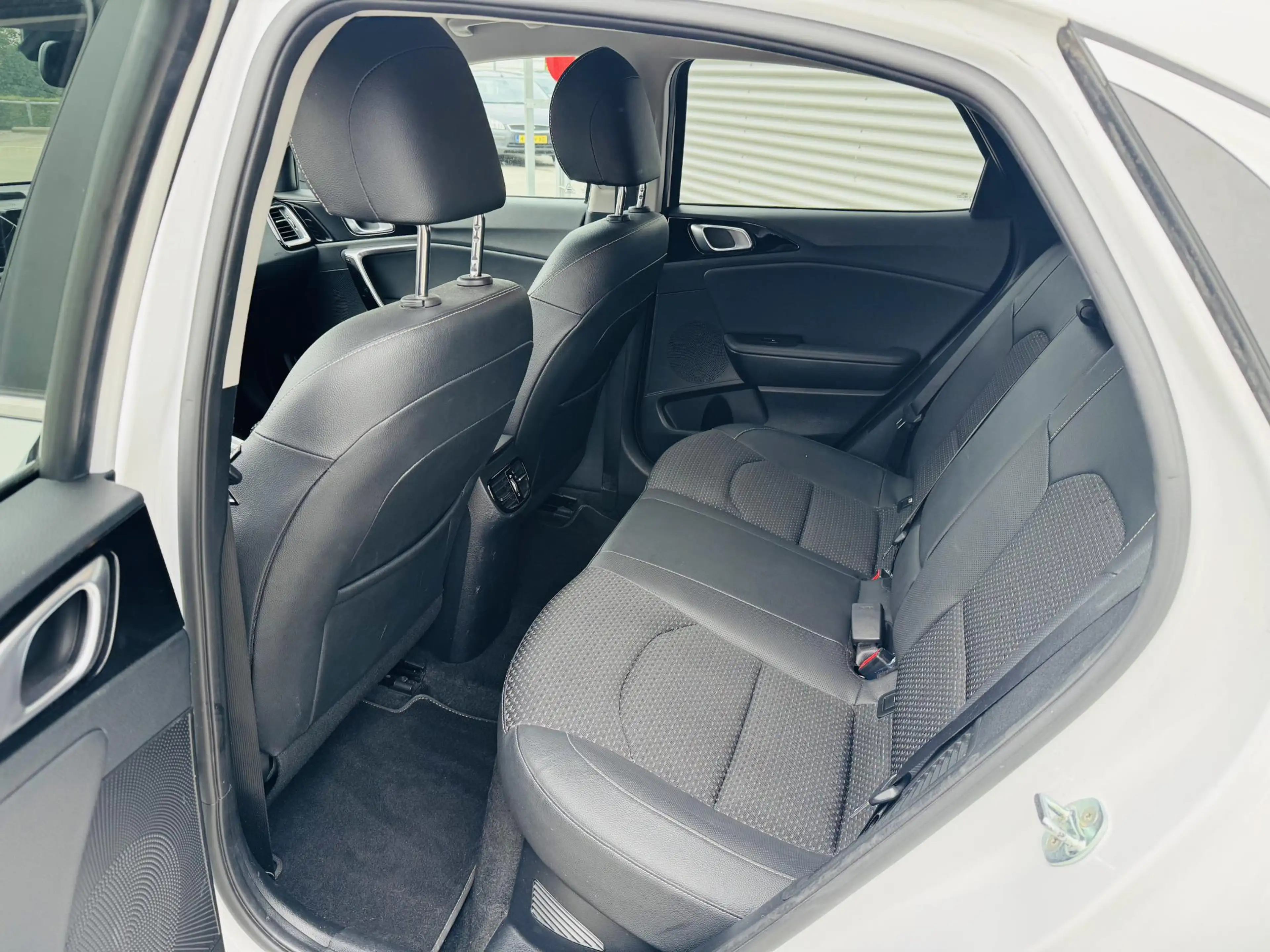Kia XCeed 1.6 GDi PHEV DynamicPlusLine Edition Draaghaak tbv — photo 7