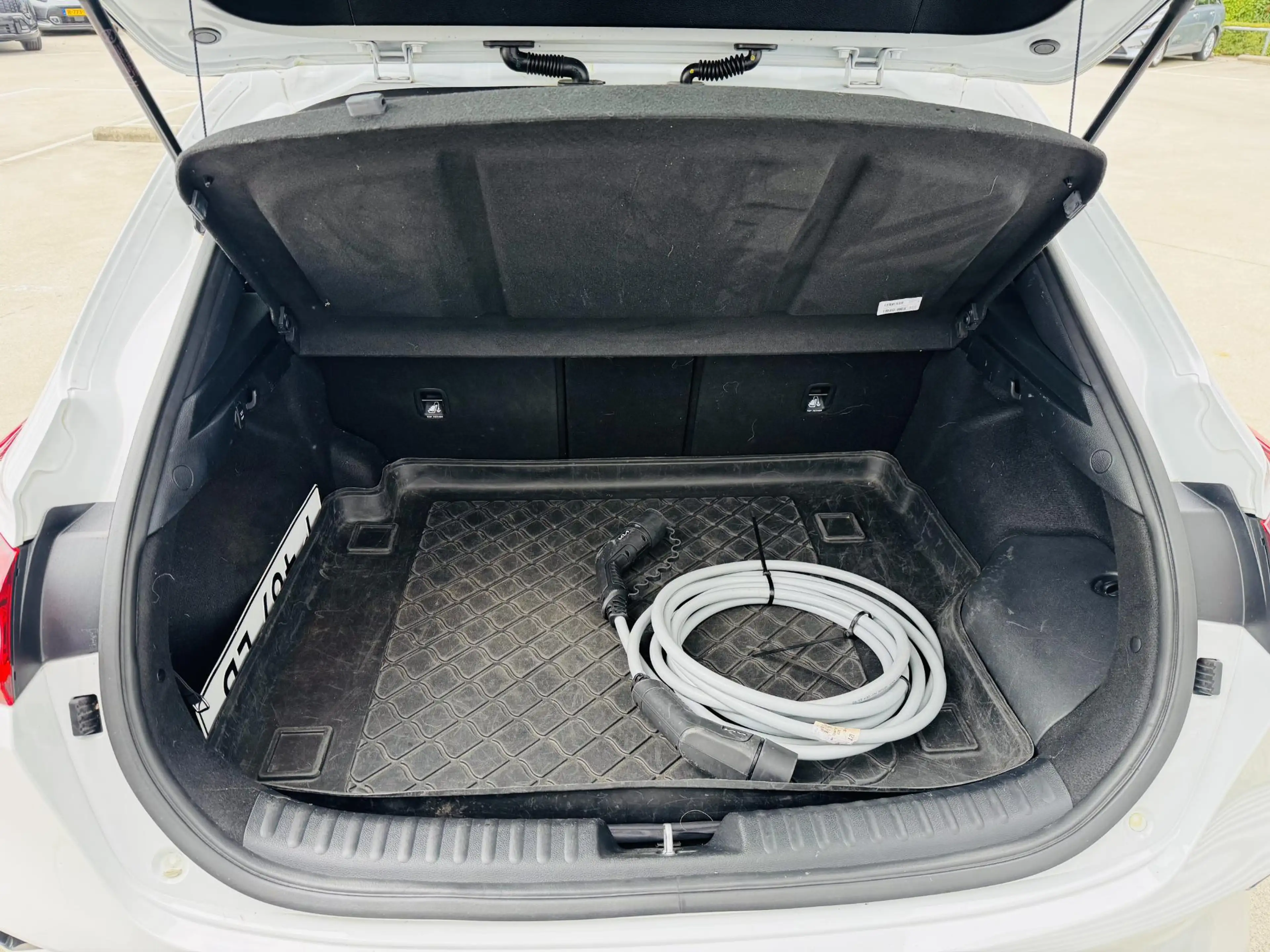 Kia XCeed 1.6 GDi PHEV DynamicPlusLine Edition Draaghaak tbv — photo 8