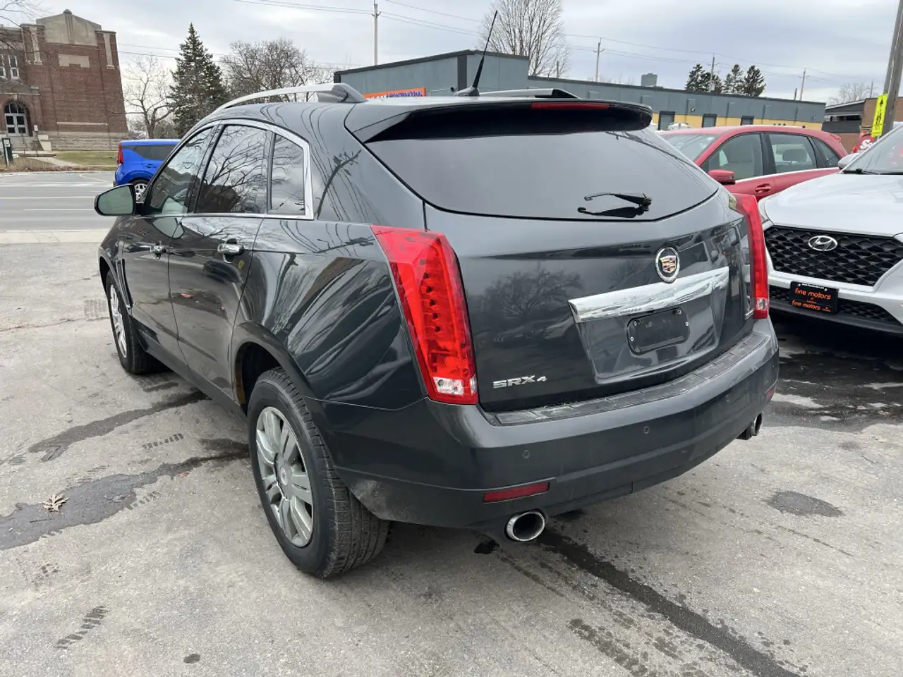 Cadillac SRX снимка Cadillac SRX