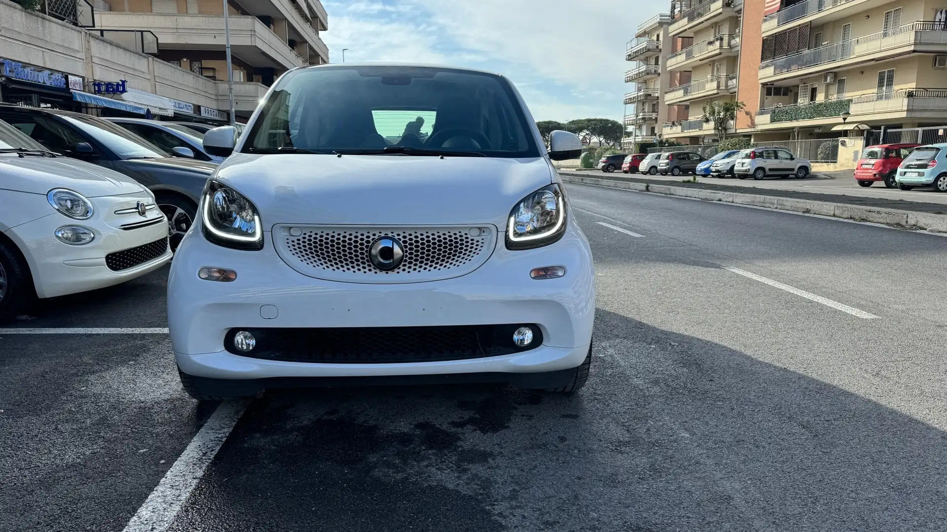 smart forTwo 90 0.9 Turbo twinamic Prime PELLE NAVI PANORAMA PD Bílá - 1