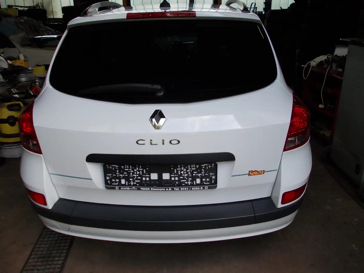 Renault Clio Clio Grandtour 1.2 16V 75 Grandtour TomTom Edition Weiß - 2