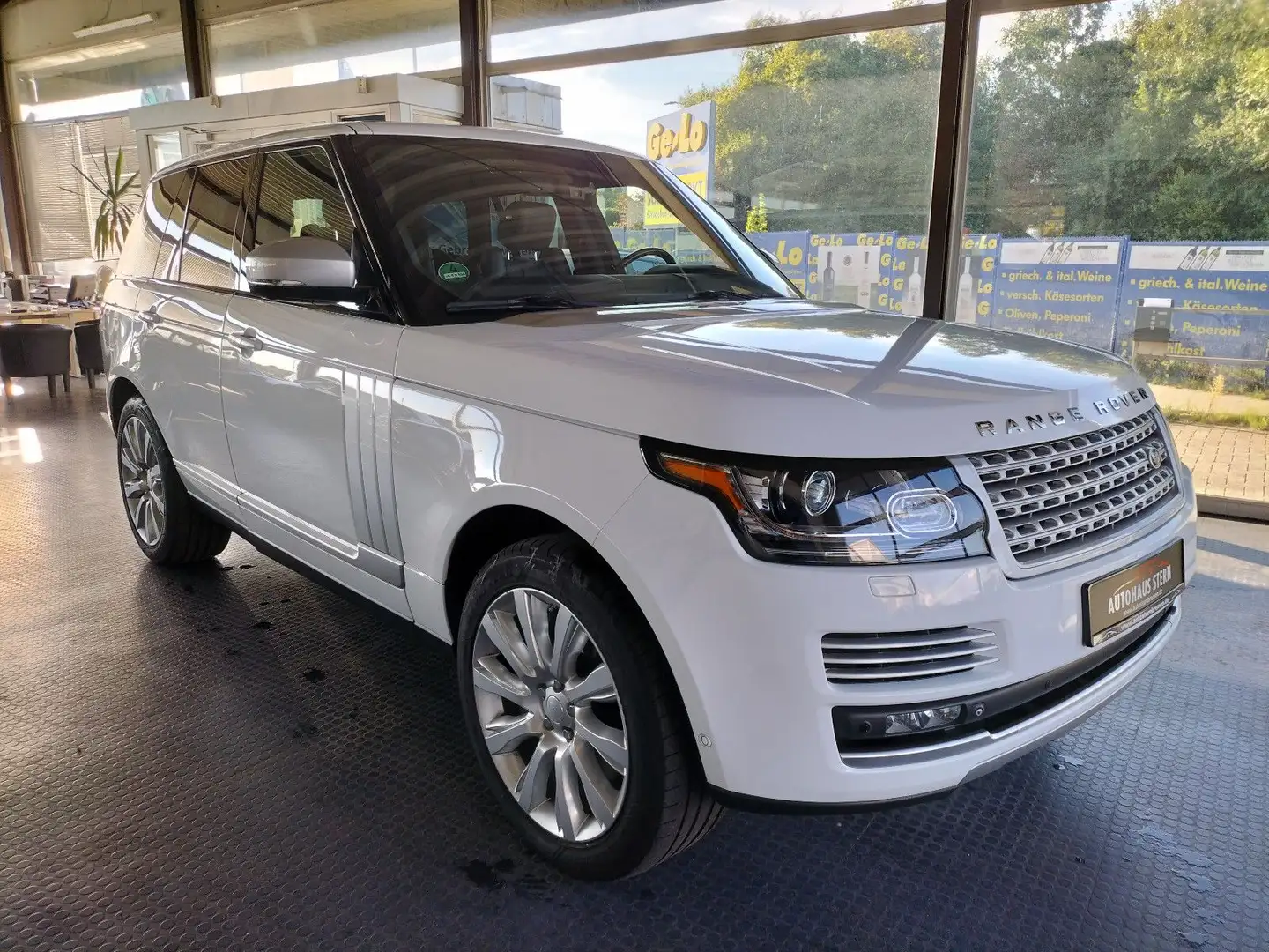 Land Rover Range Rover 5.0 L Supercharged-Vollausstattung White - 1