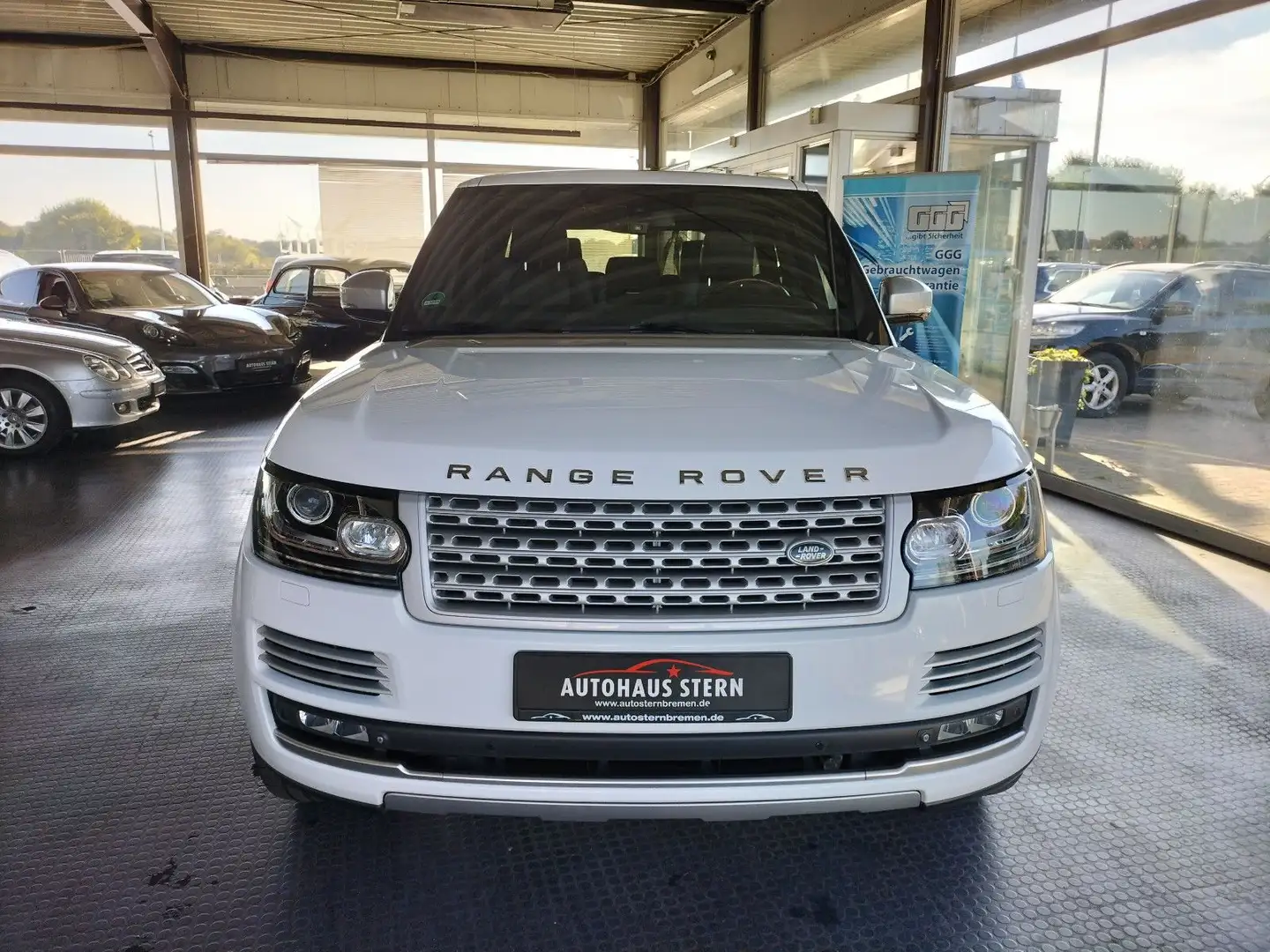 Land Rover Range Rover 5.0 L Supercharged-Vollausstattung White - 2