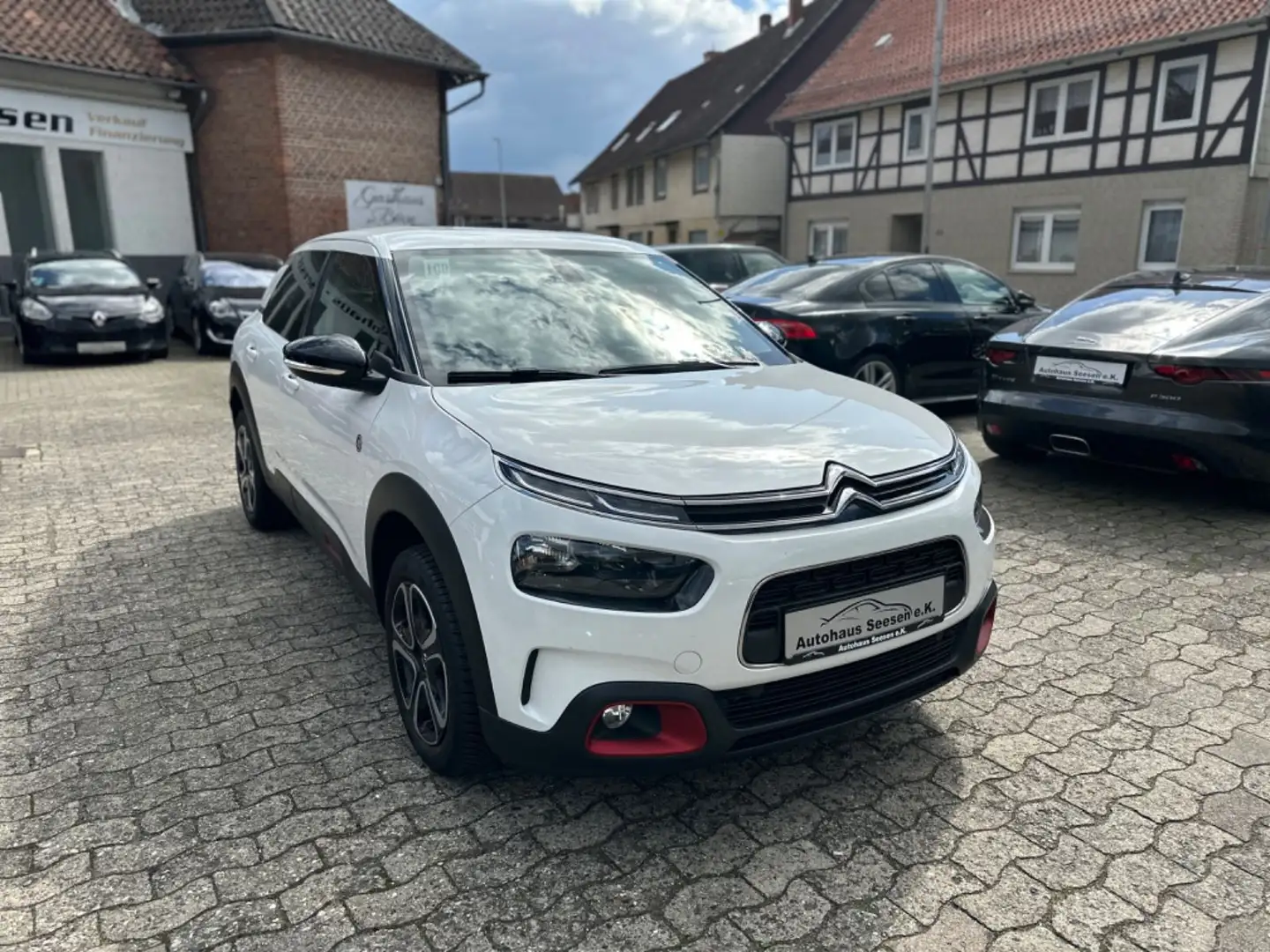 Citroen C4 Cactus C-Series*PDC*Tempomat*Color-Paket* Білий - 1