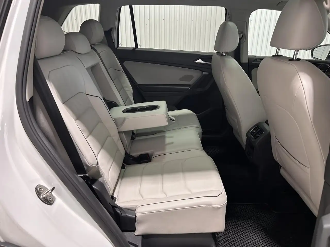 Volkswagen Tiguan снимка Volkswagen Tiguan