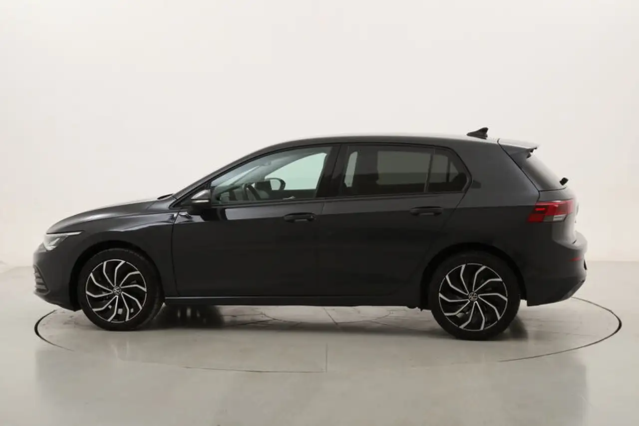 Volkswagen Golf Life 1.0 Benzina 110CV 2