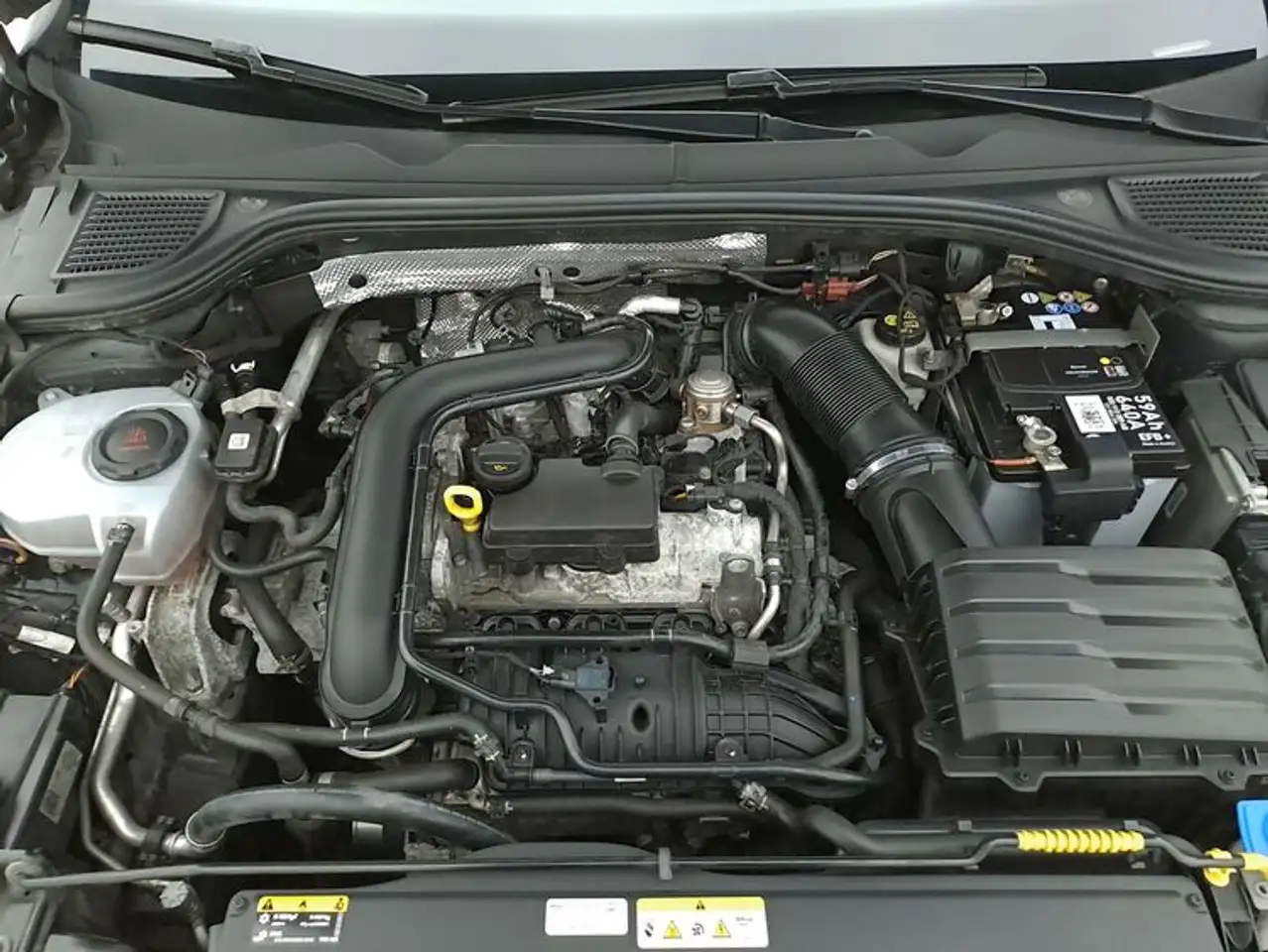 Volkswagen Golf Life 1.0 Benzina 110CV 13