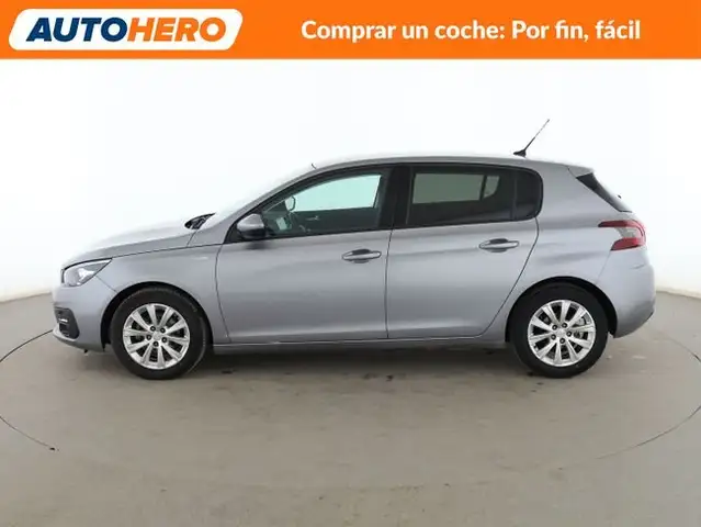 Peugeot 308 view 3