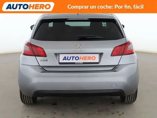 Peugeot 308 view 5