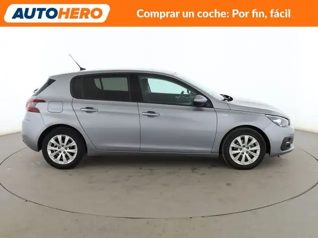 Peugeot 308 view 7