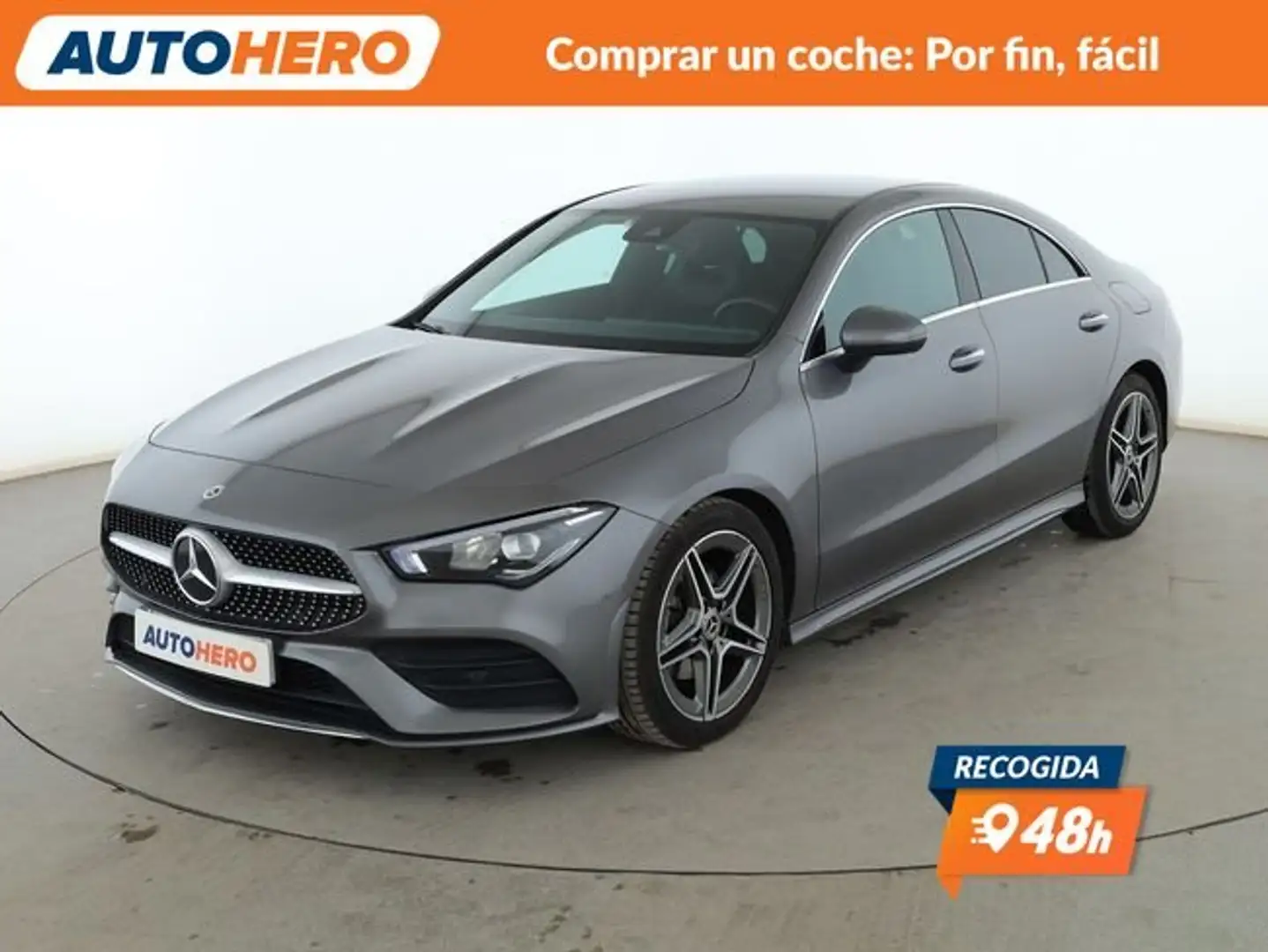 Mercedes-Benz CLA 180 AMG Line Gris - 1