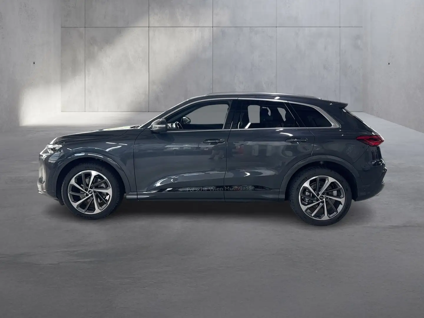 Audi Q5 SUV TFSI quattro 150 kW Grau - 2