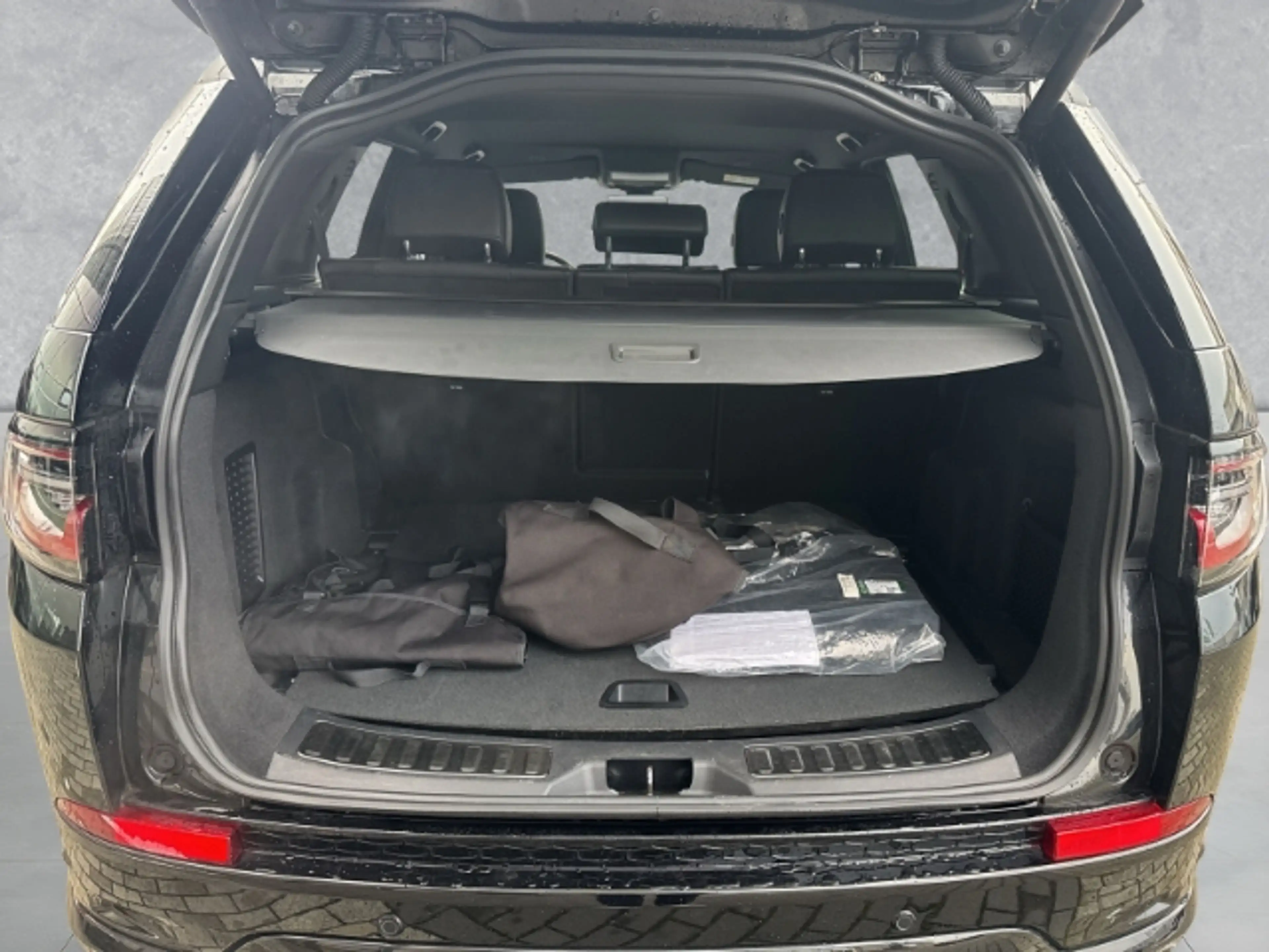 Land Rover Discovery Sport P300e SE AWD BlackPack 20''LM ACC Winterpaket DAB — photo 10