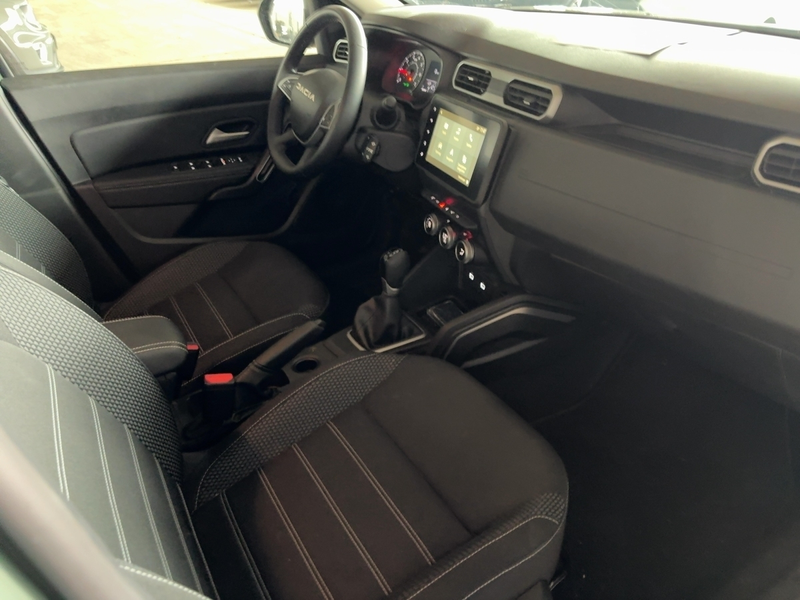 Dacia Duster Journey TCe 150 EDC — photo 11