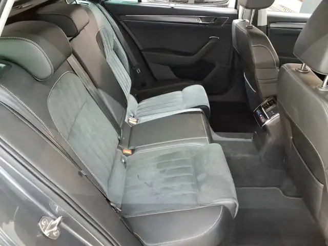 Skoda Superb view 14