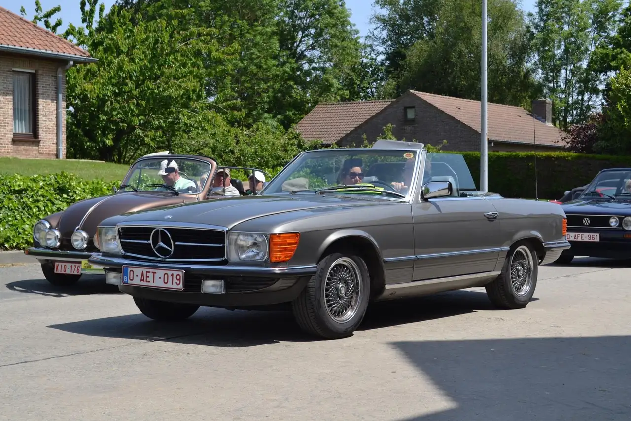 Mercedes-Benz SL 380, foto 1