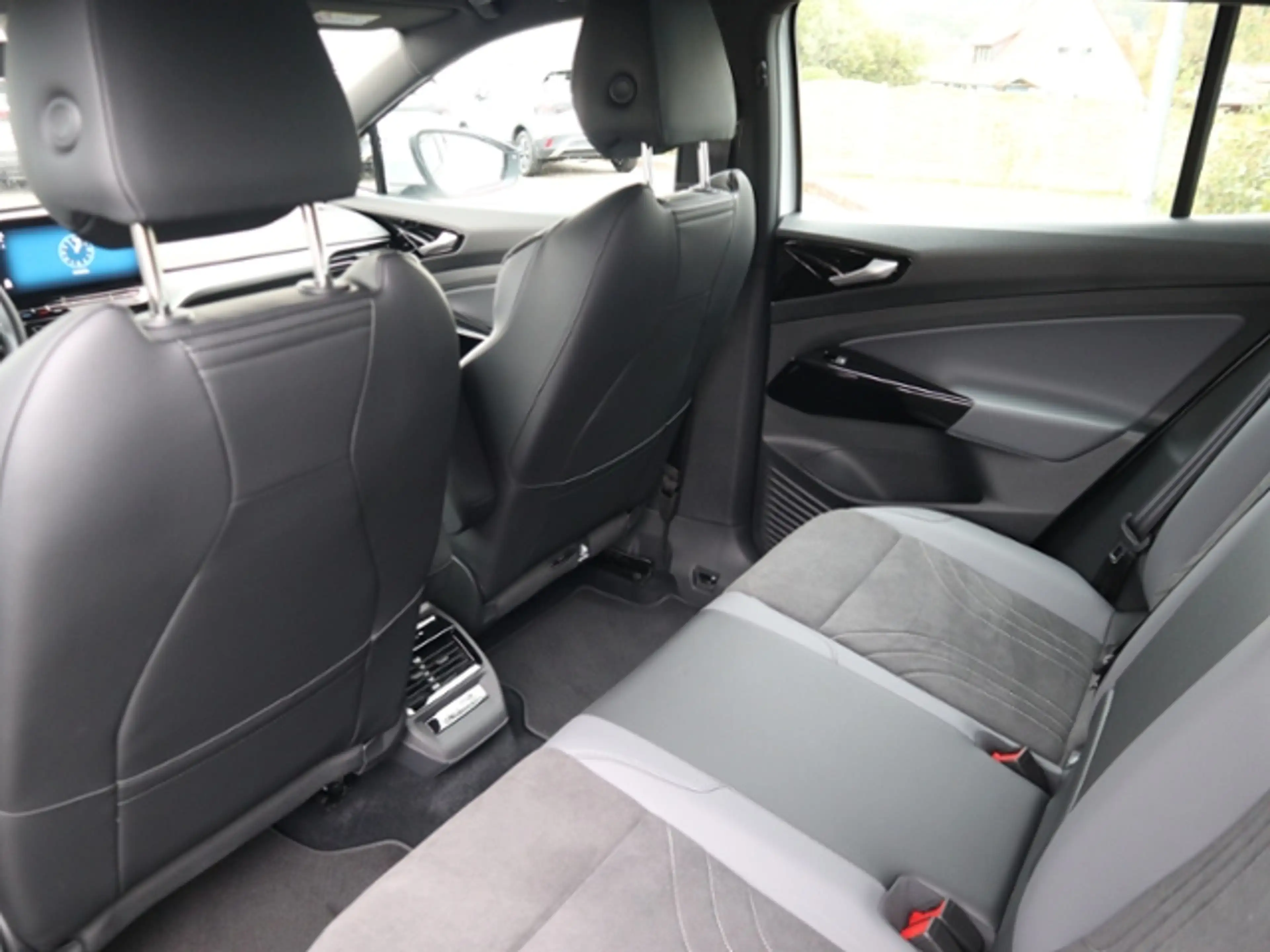Volkswagen ID.4 Pure Performance ACC/APP/NAVI — photo 10