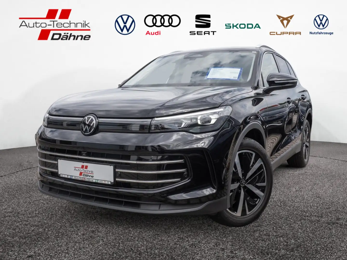 Volkswagen Tiguan 1.5 eTSI Elegance SHZ ACC AKTIVSITZE Czarny - 1
