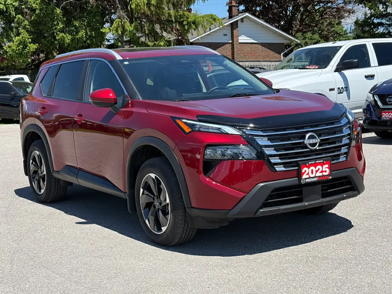 Nissan Rogue снимка Nissan Rogue