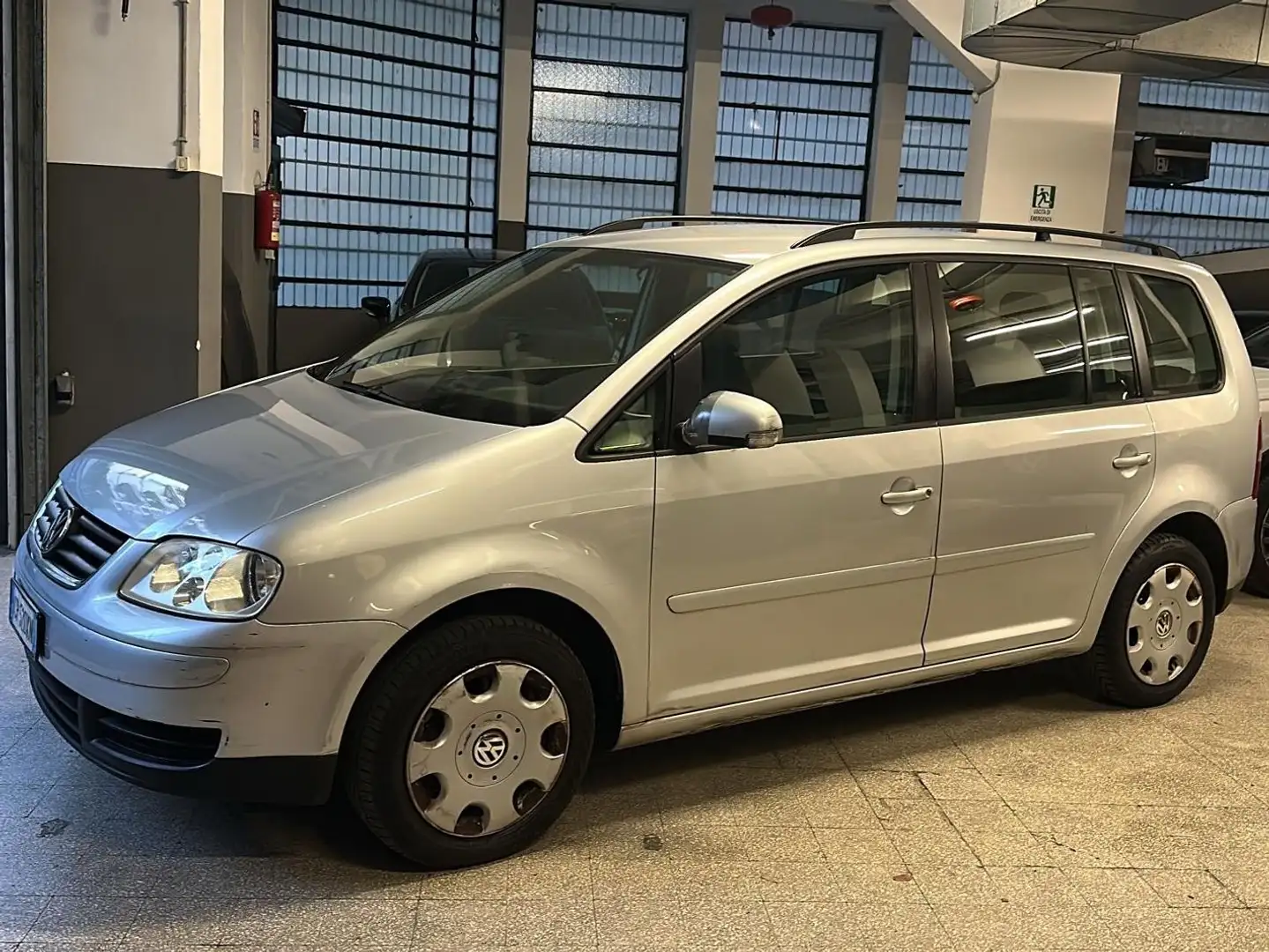 Volkswagen Touran Touran 7 POSTI  1.9 tdi Trendline Argento - 1