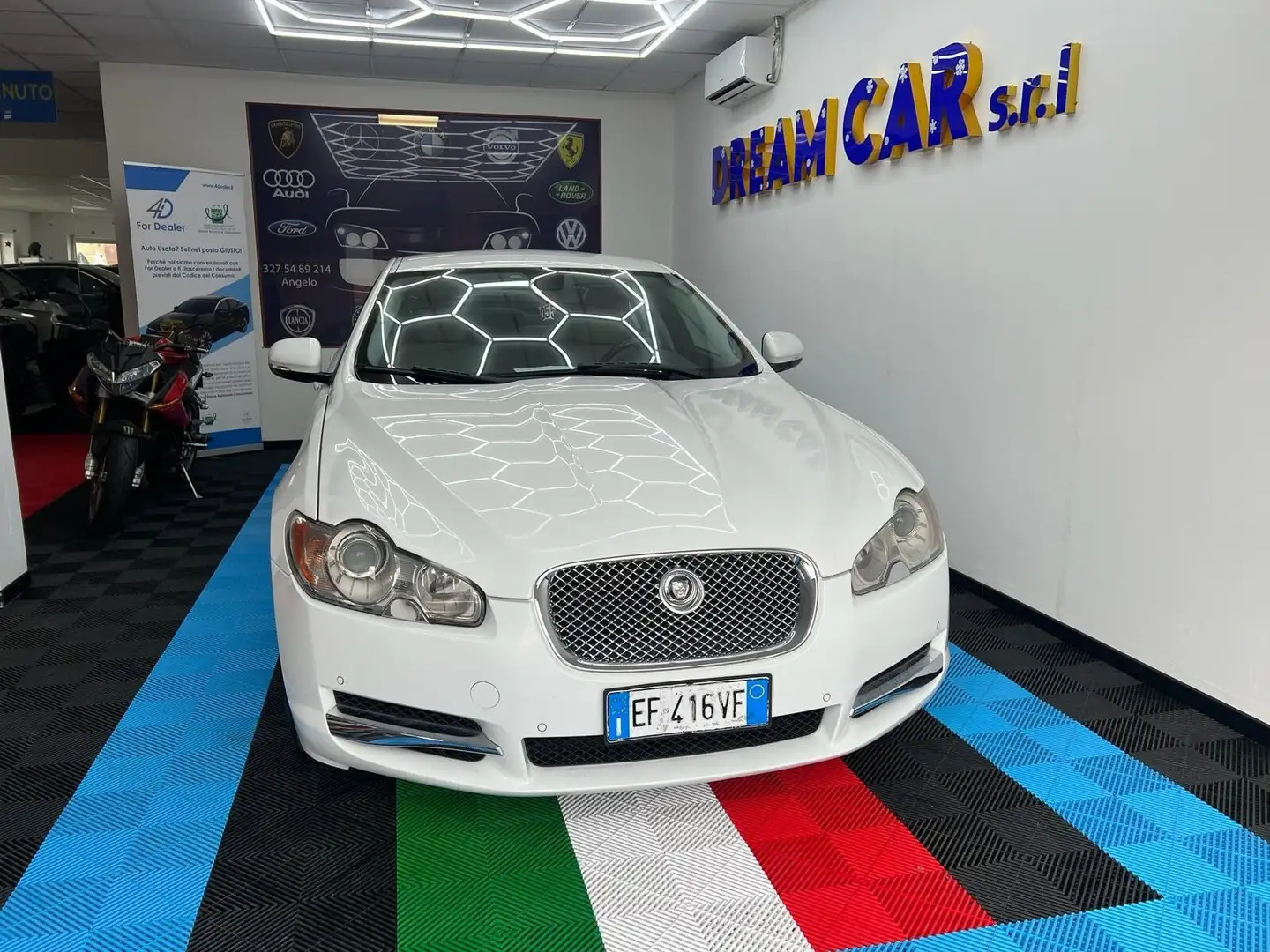 Jaguar XF Bianco - 1