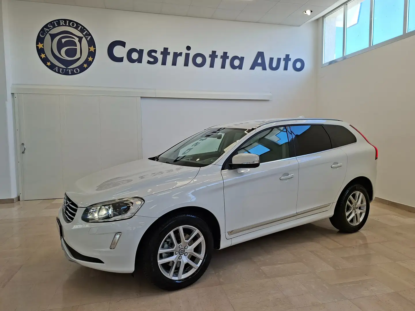 Volvo XC60 2.4 d4 Summum awd 190cv geartronic  !!! Bianco - 1