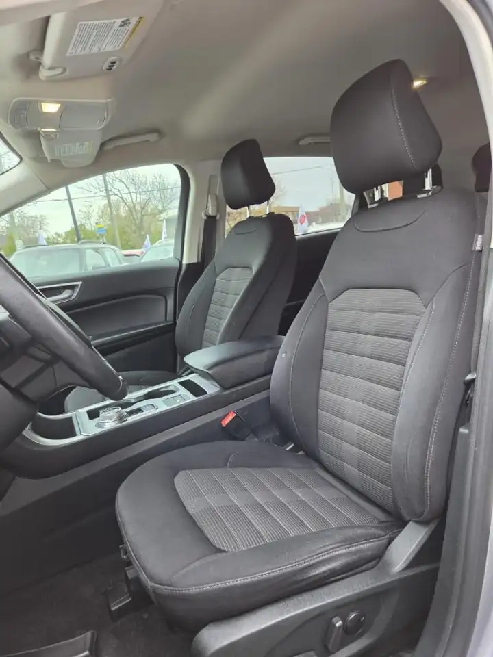 Ford Edge photo Ford Edge