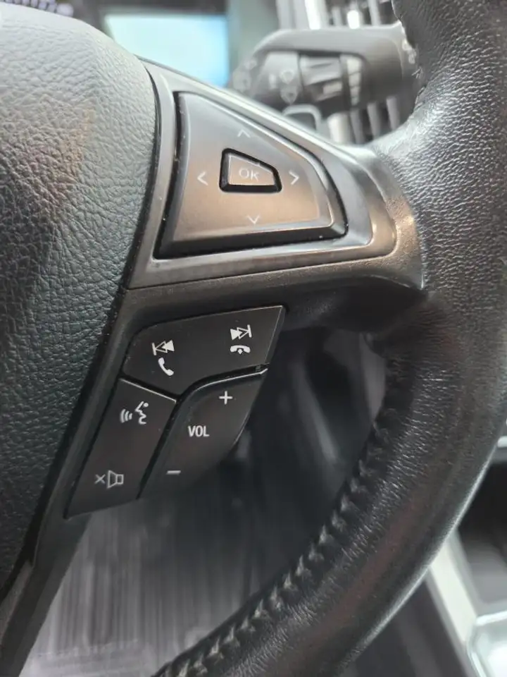 Ford Edge photo Ford Edge