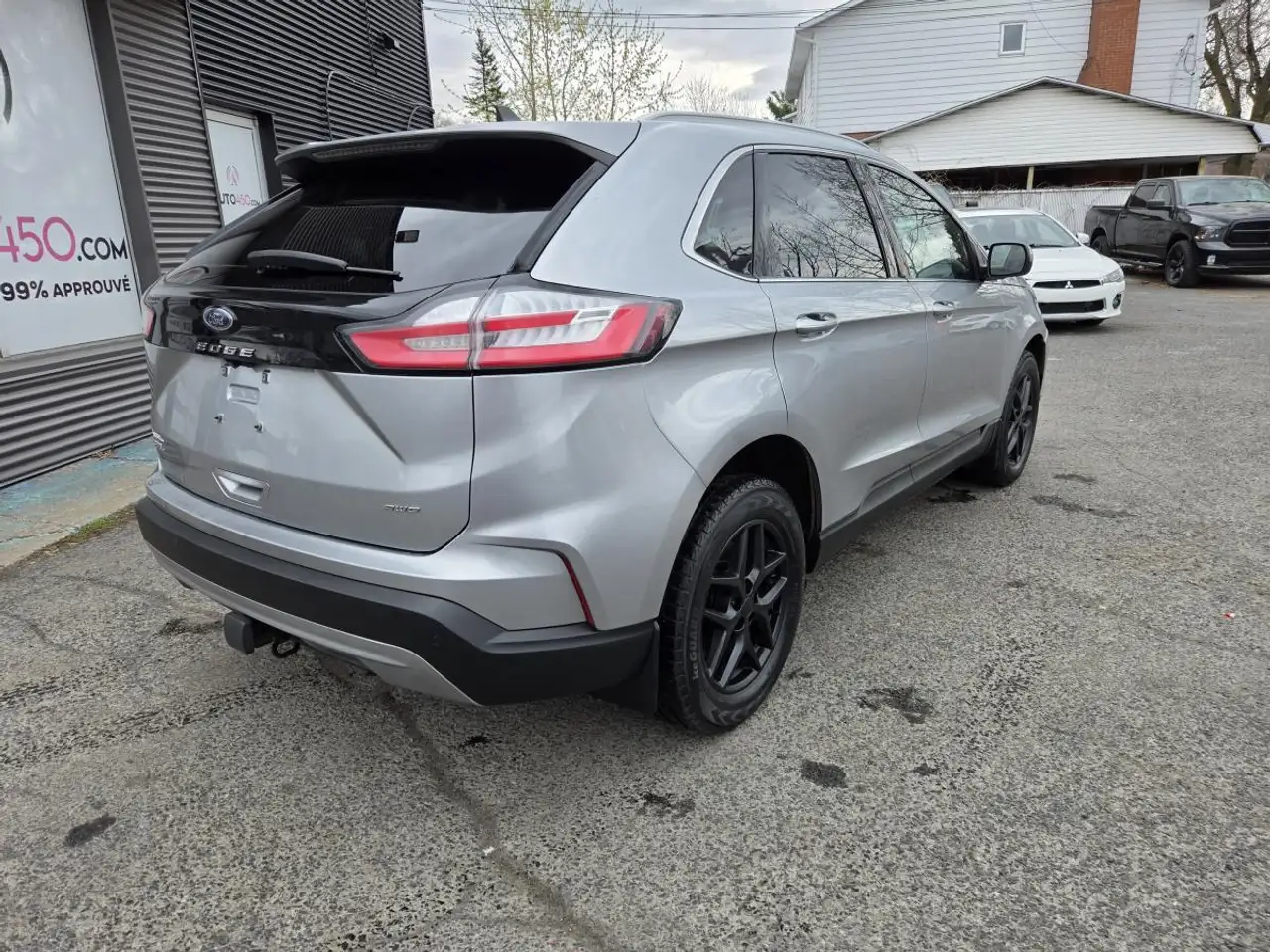 Ford Edge photo Ford Edge