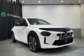 Ypsilon Hybrid e-DCT LX