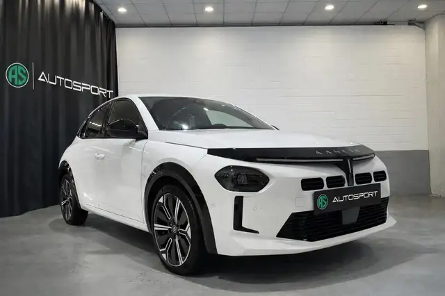 Lancia Ypsilon Ypsilon Hybrid e-DCT LX