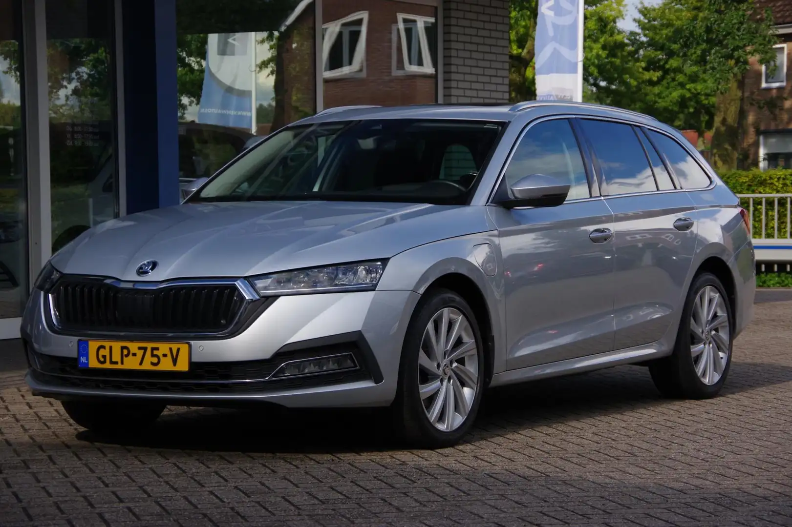 Skoda Octavia Combi 1.4 TSI iV PHEV Sportline Stoelverwarming Ca Gris - 2
