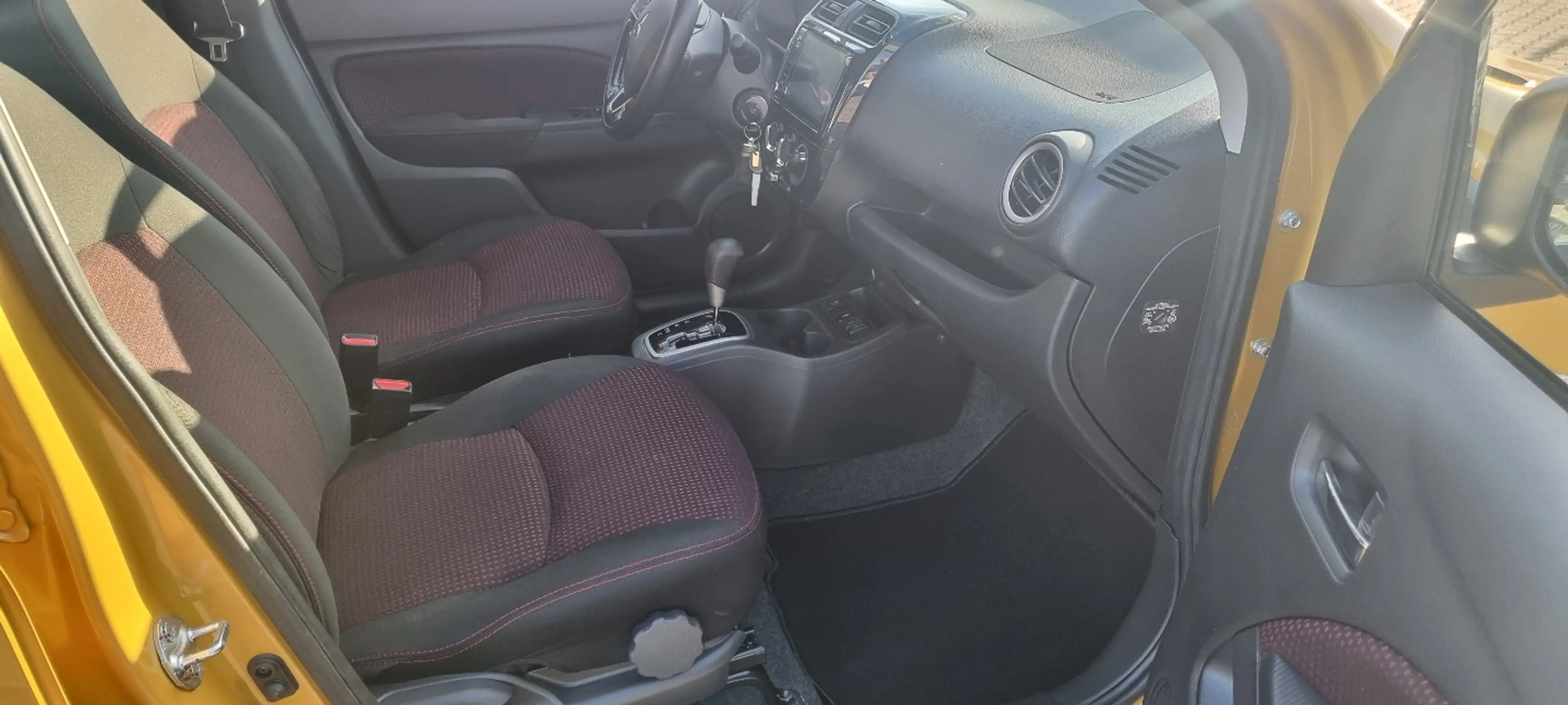 Mitsubishi Space Star Select+ Black1.2 MIVEC ClearTec CVT — photo 9