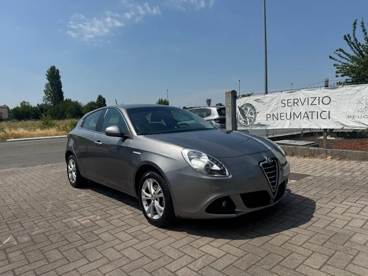Alfa Romeo Giulietta Giulietta 1.6 JTDm-2 105 CV Distinctive Grigio - 1