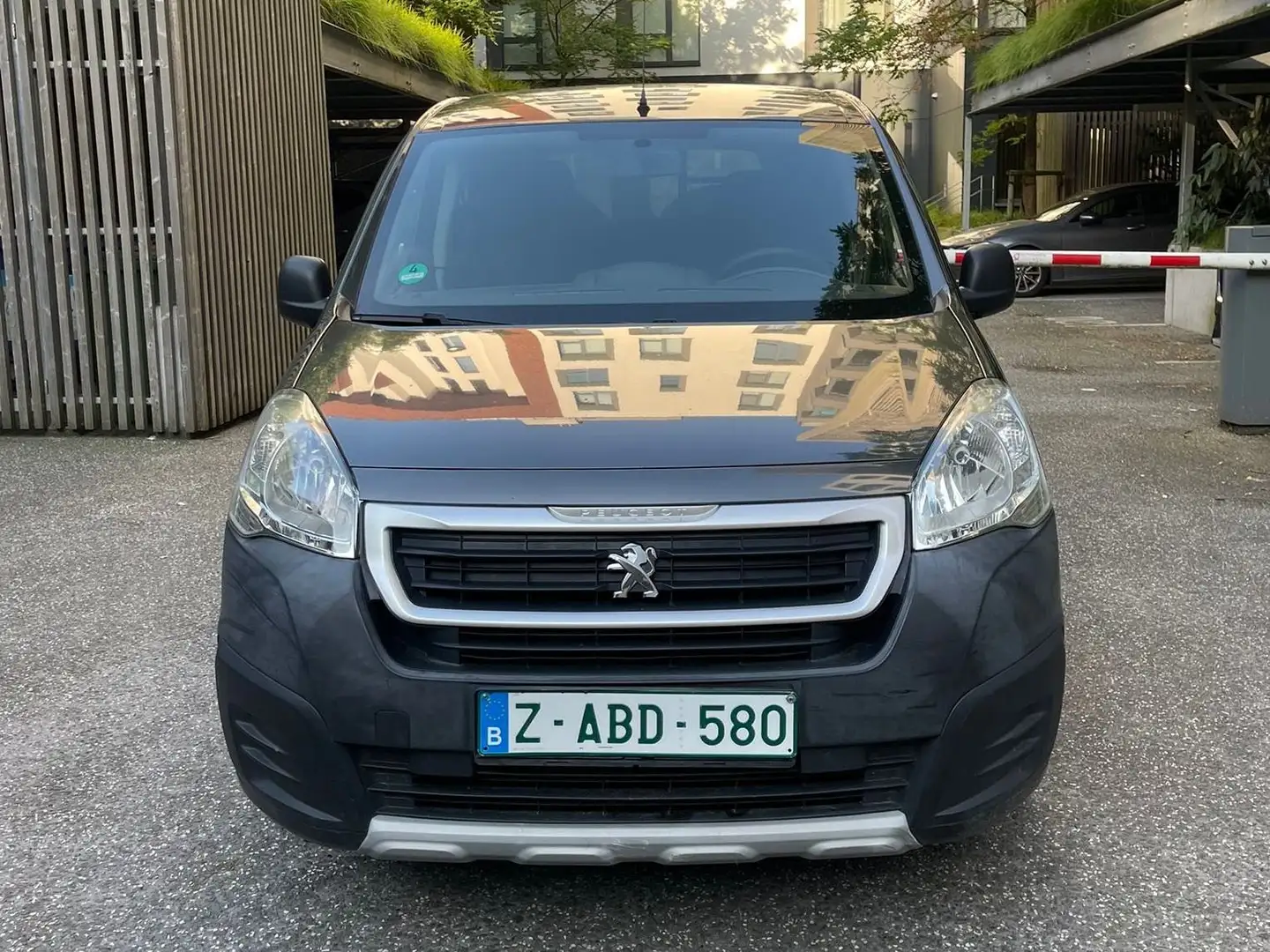 Peugeot Partner Partner Tepee 1.6i Access TVAC Gris - 1