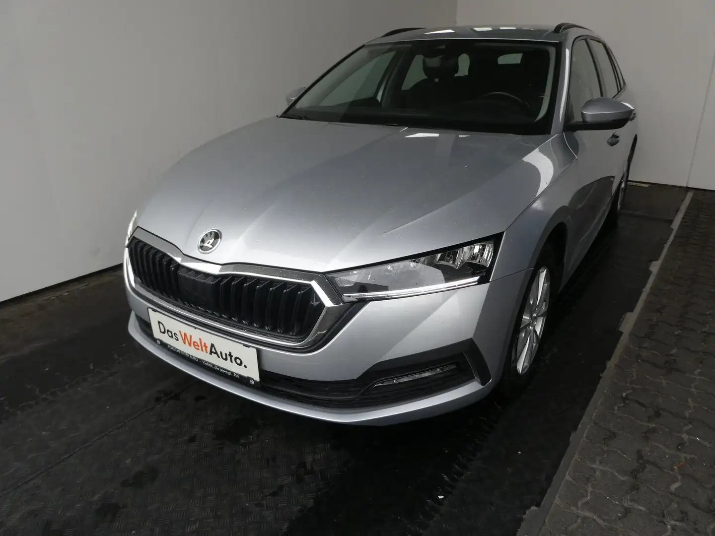Skoda Octavia 4x4 Ambition TDI DSG Silber - 1