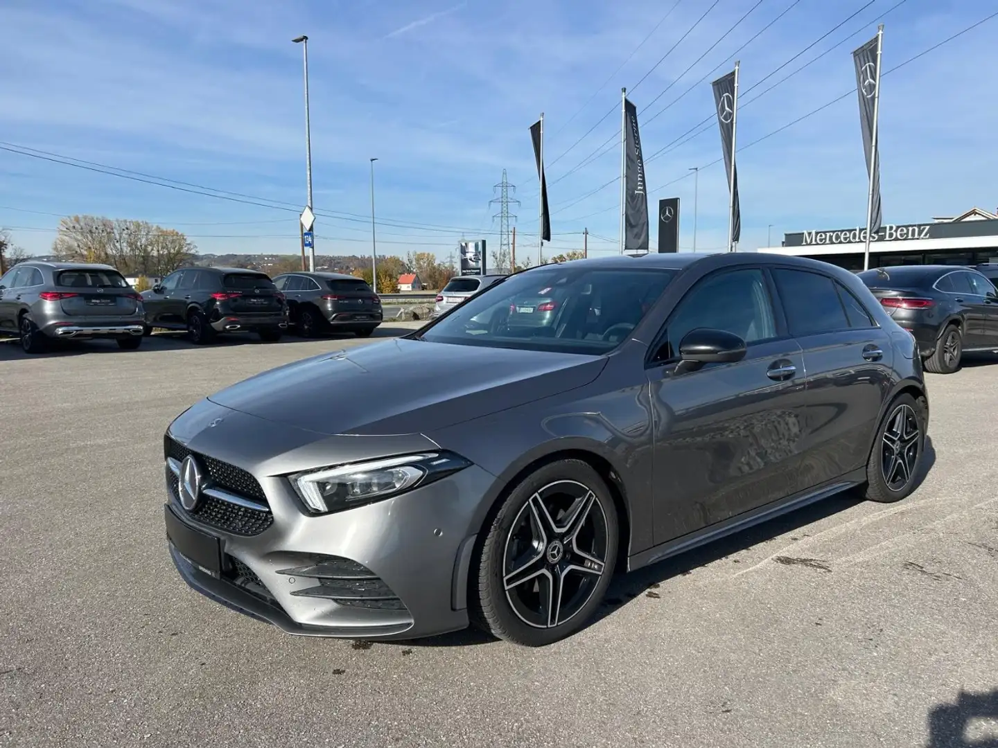 Mercedes-Benz A 180 d Kompaktlimousine AMG Line PTS Shz Ambi Gris - 1