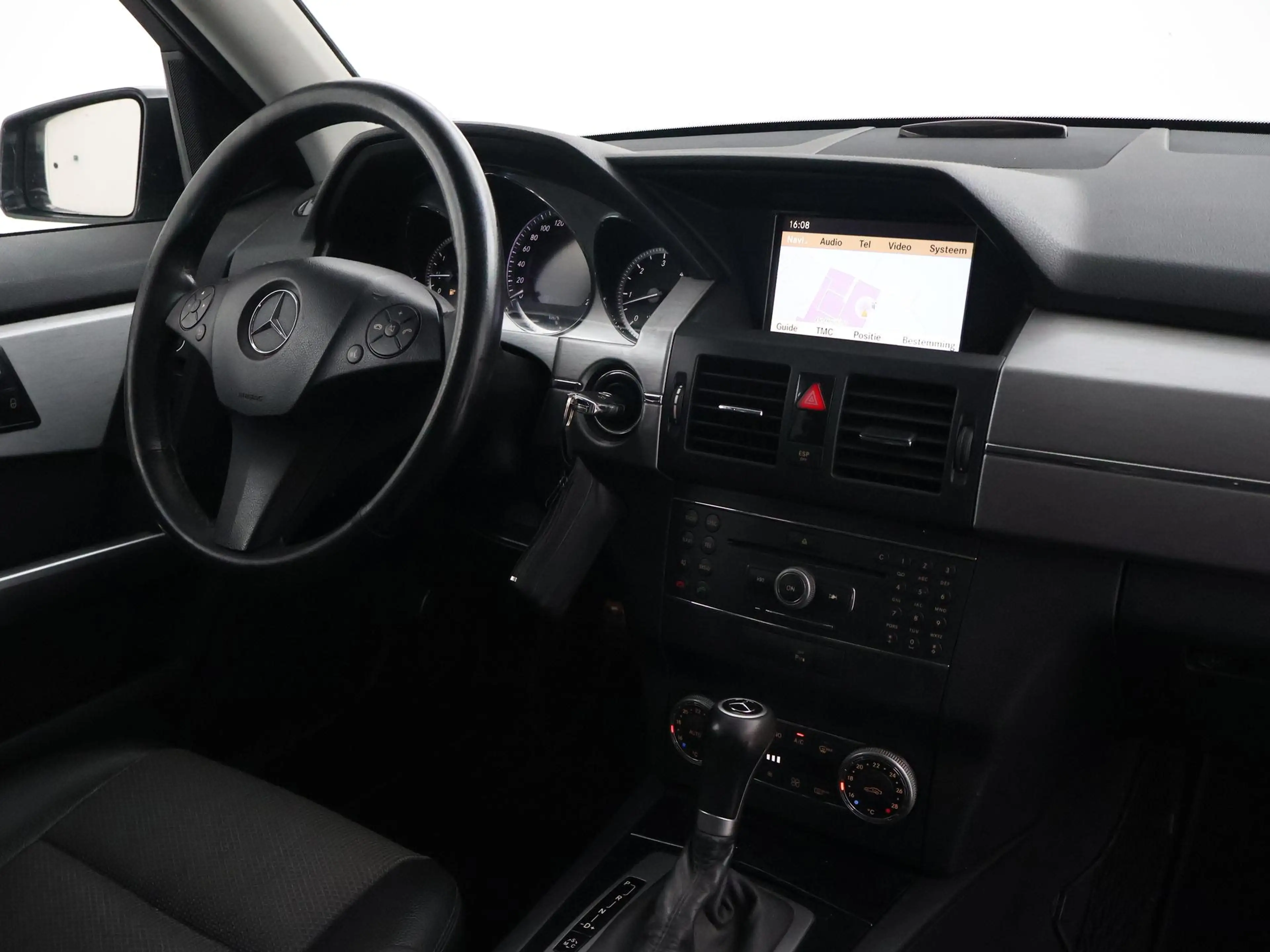 Mercedes-Benz GLK 320 CDI V6 224 PK AUT7 4-MATIC YOUNGTIMER + TREKHAAK 2 — photo 4