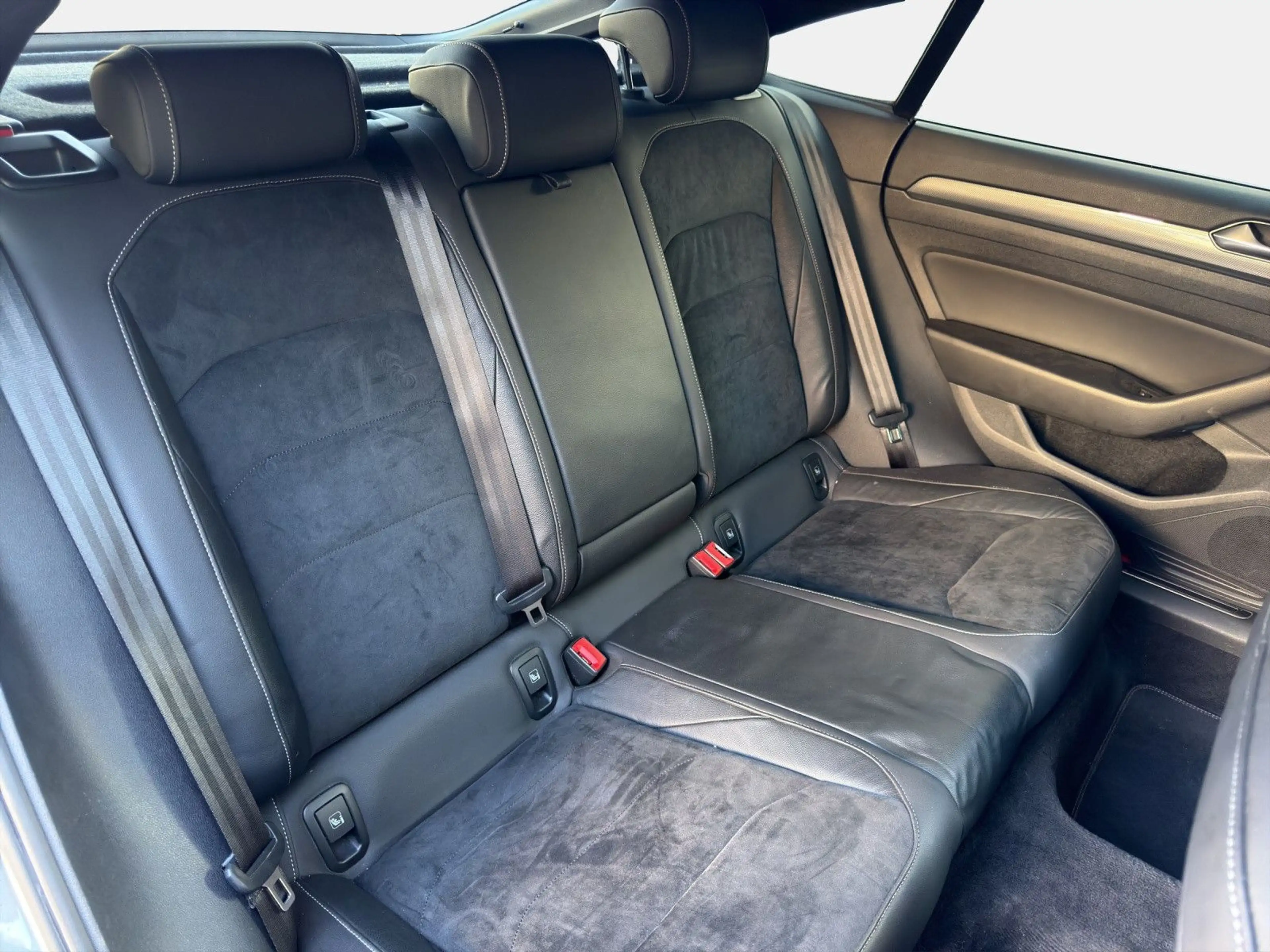Volkswagen Arteon 1.5 TSI OPF ACT DSG — photo 14