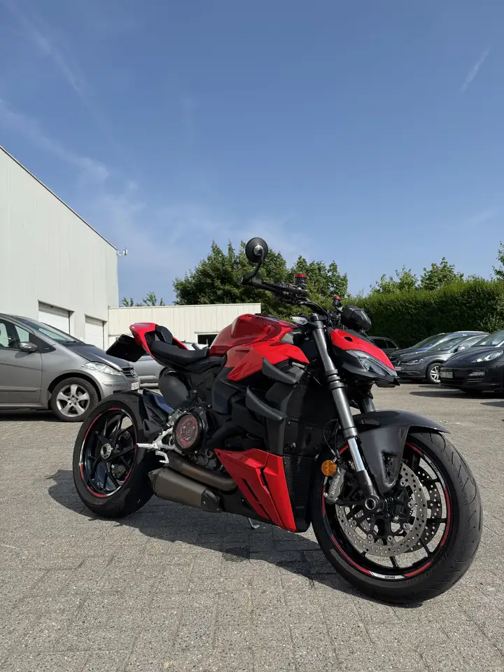 Ducati Streetfighter