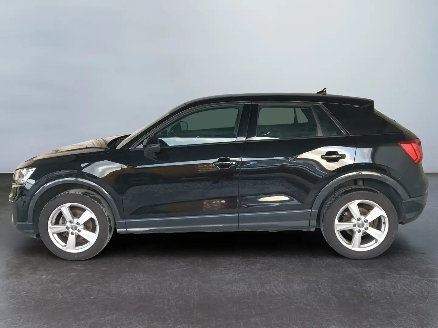 Audi Q2 30 TDI S tronic Admired Schwarz - 2