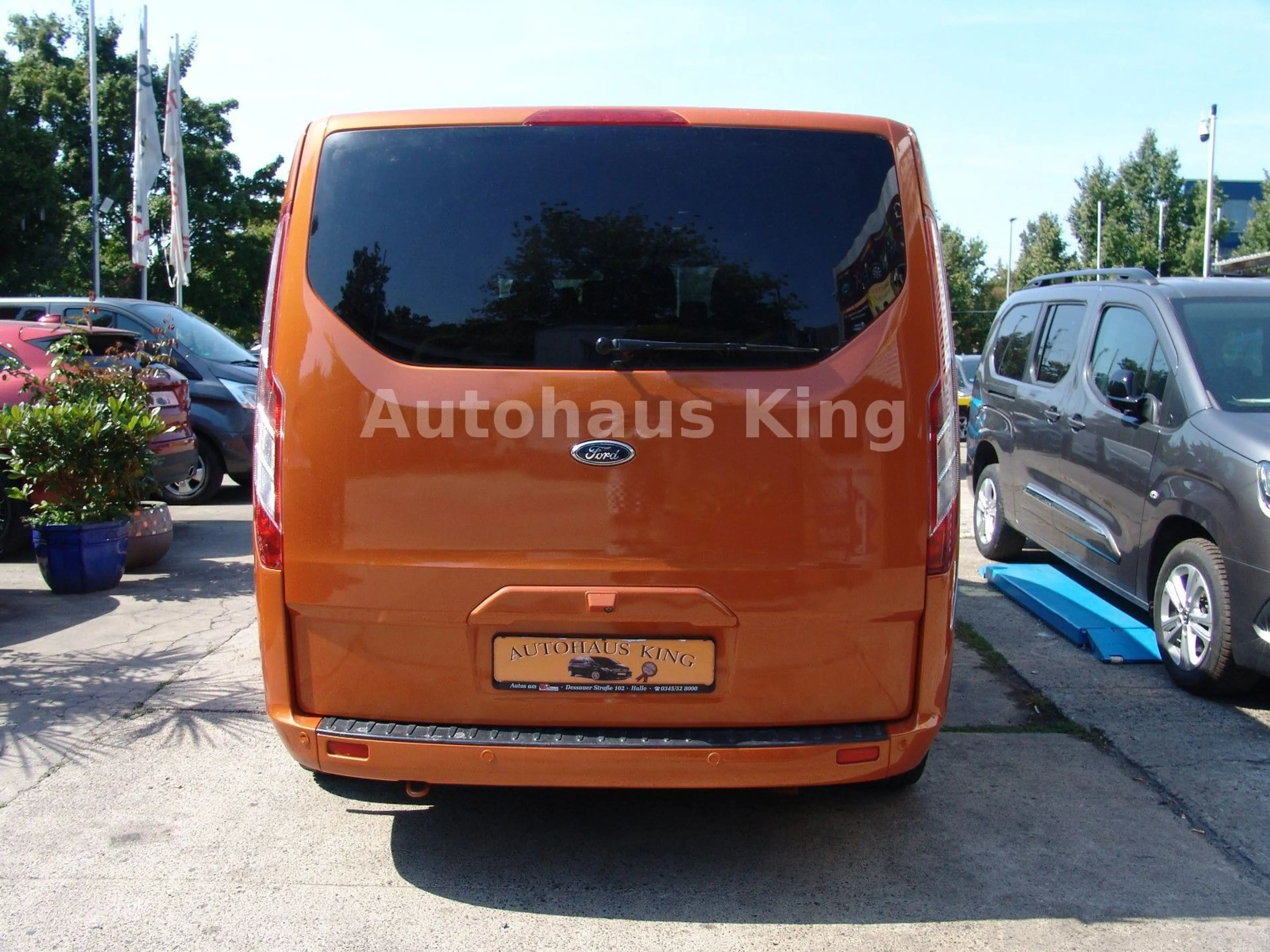 Ford Tourneo Custom Titanium X L2-Optik/Leder/9Si/NAV — photo 5