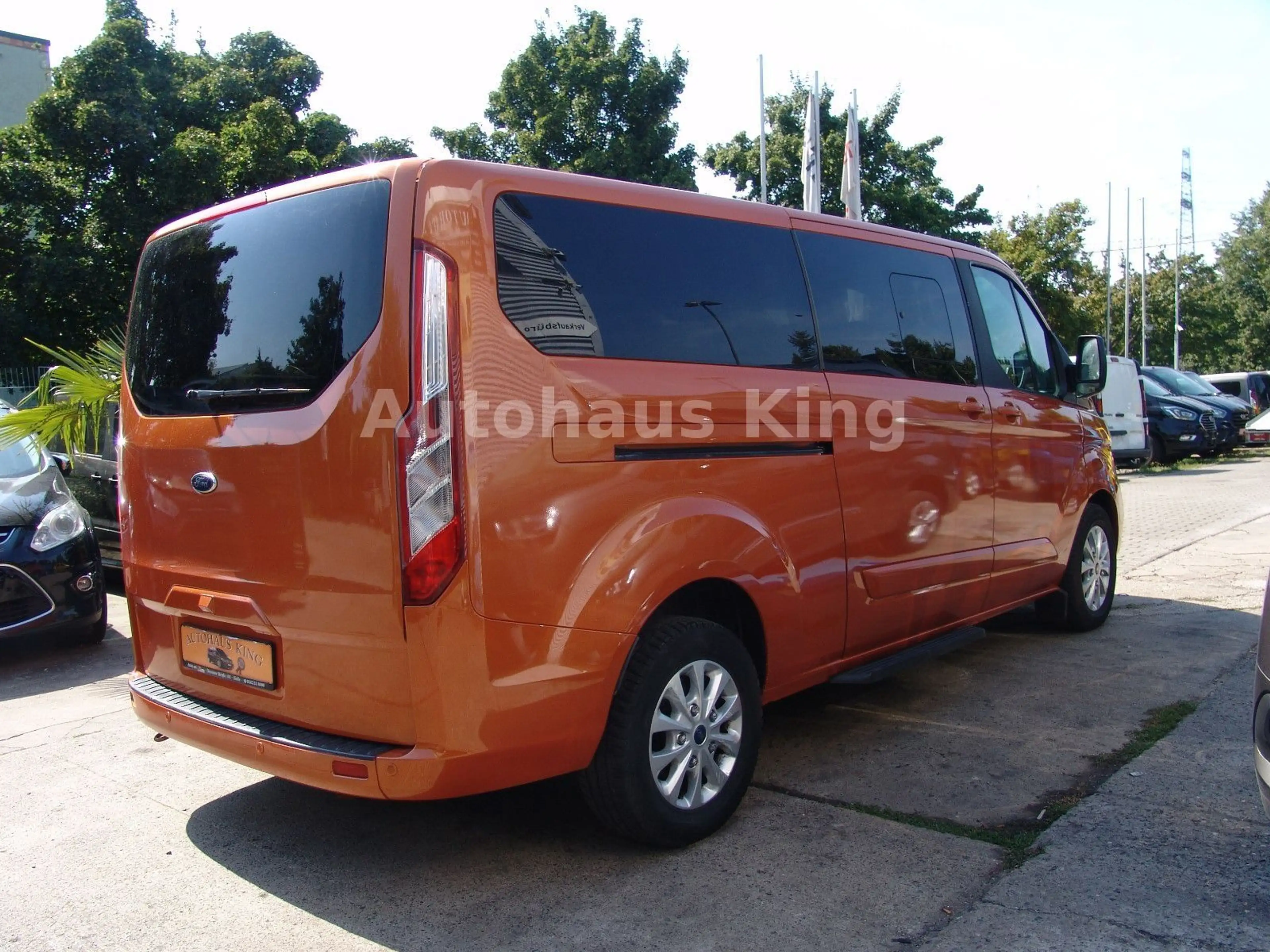 Ford Tourneo Custom Titanium X L2-Optik/Leder/9Si/NAV — photo 8