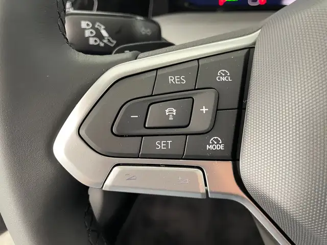 Volkswagen Golf view 13