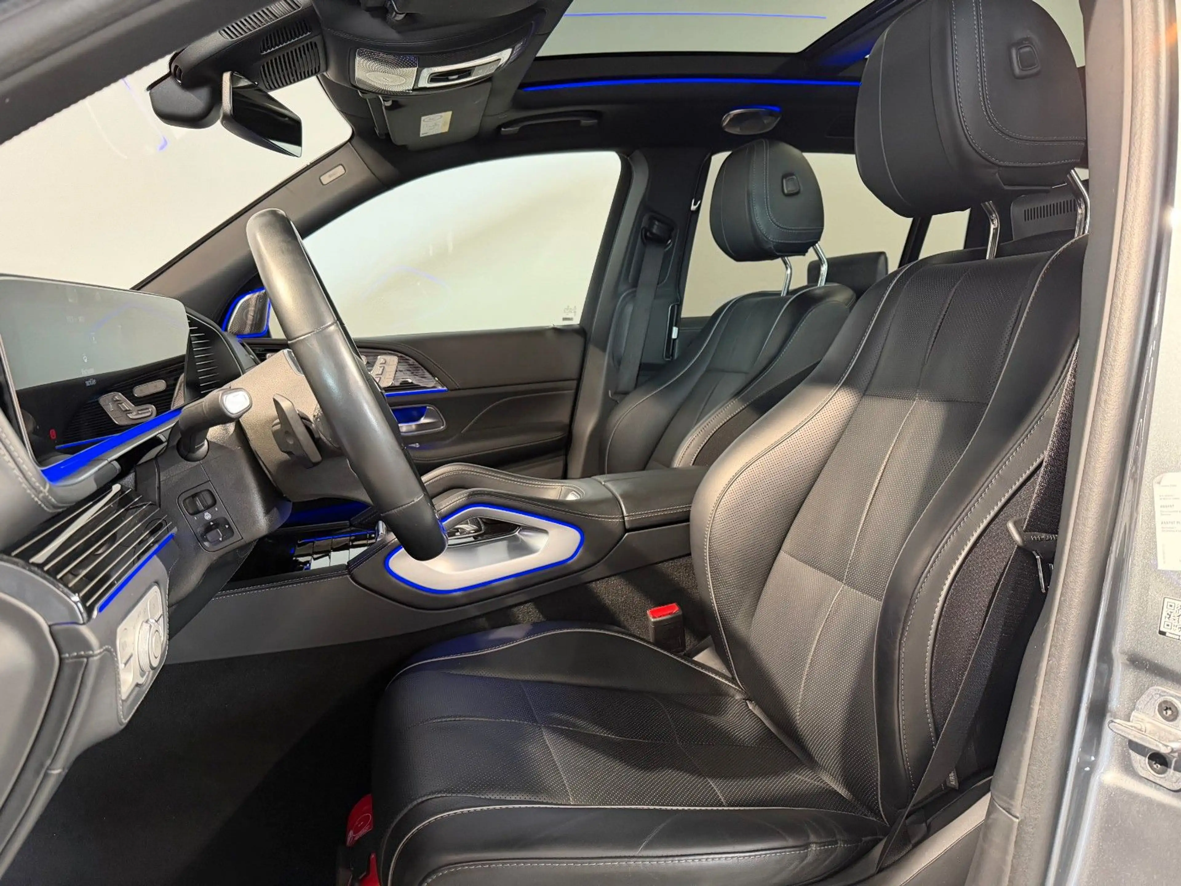 Mercedes-Benz GLS 600 4Matic Maybach — photo 14