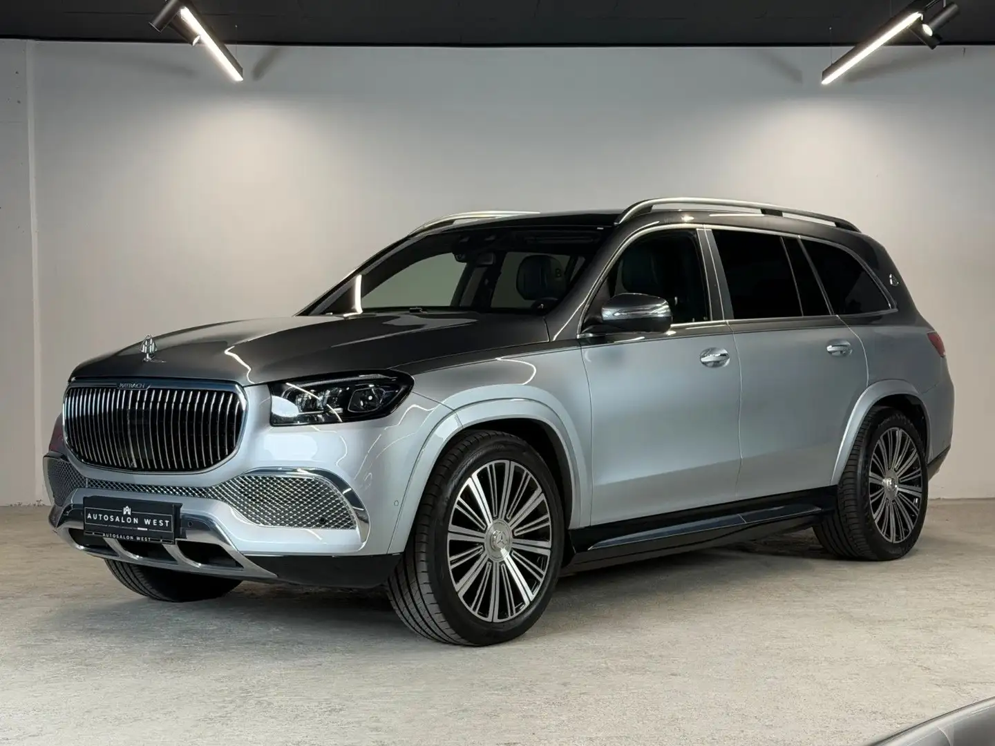 Mercedes-Benz GLS 600 4Matic Maybach Silber - 1