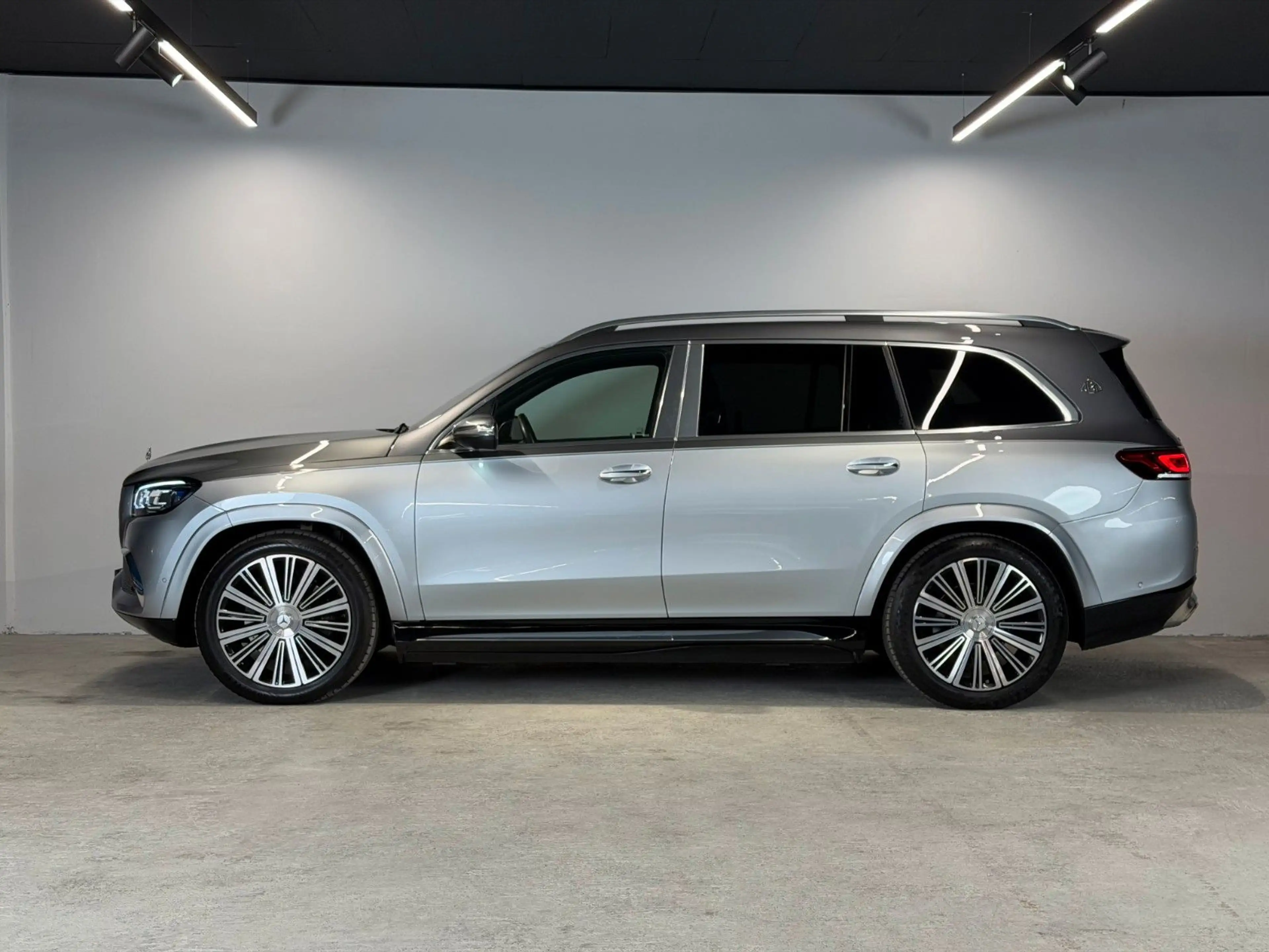 Mercedes-Benz GLS 600 4Matic Maybach — photo 5