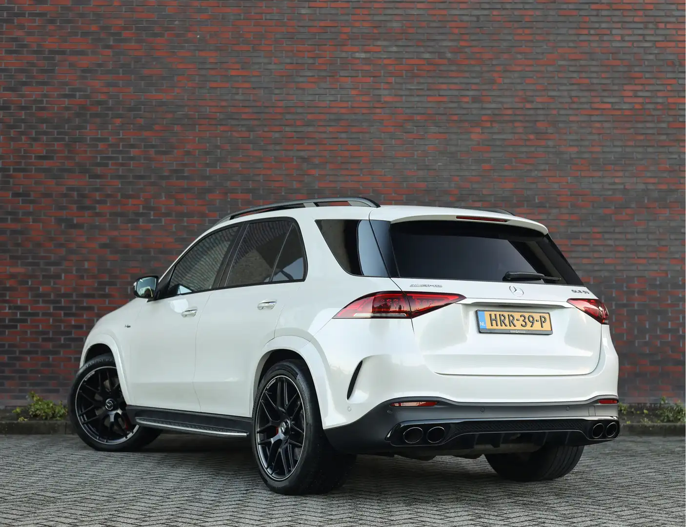 Mercedes-Benz GLE 53 AMG 4MATIC+ | Manufaktur - Pano - Trekhaak - HUD Wit - 2