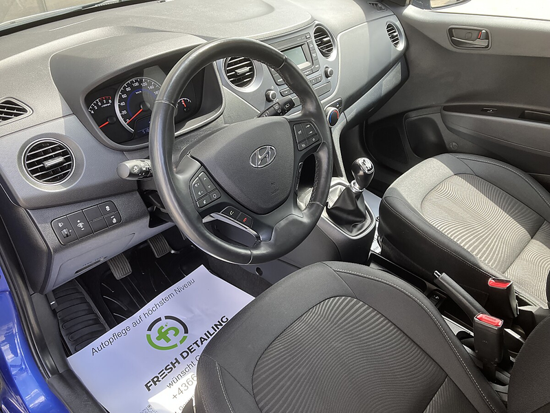 Hyundai i10 1,0 Run Klima Sitzheizung Einparkhilfe Bluetooth — photo 9