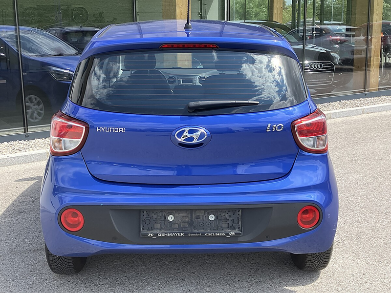 Hyundai i10 1,0 Run Klima Sitzheizung Einparkhilfe Bluetooth — photo 4